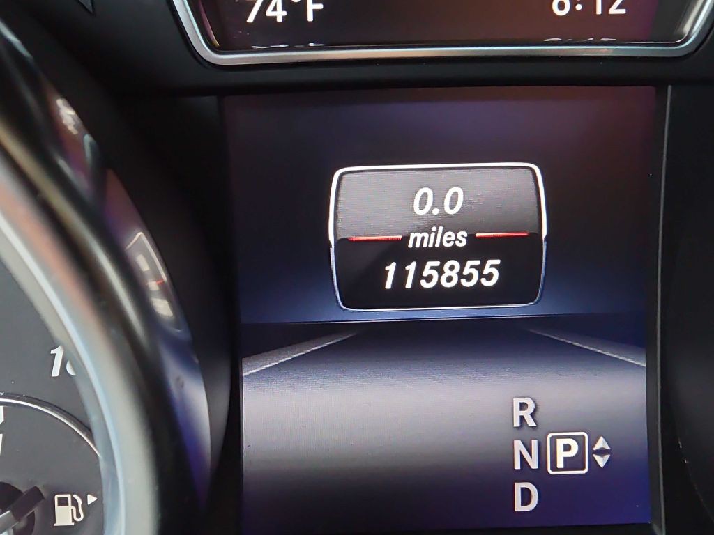 2015 Mercedes-Benz GL-Class Image 15