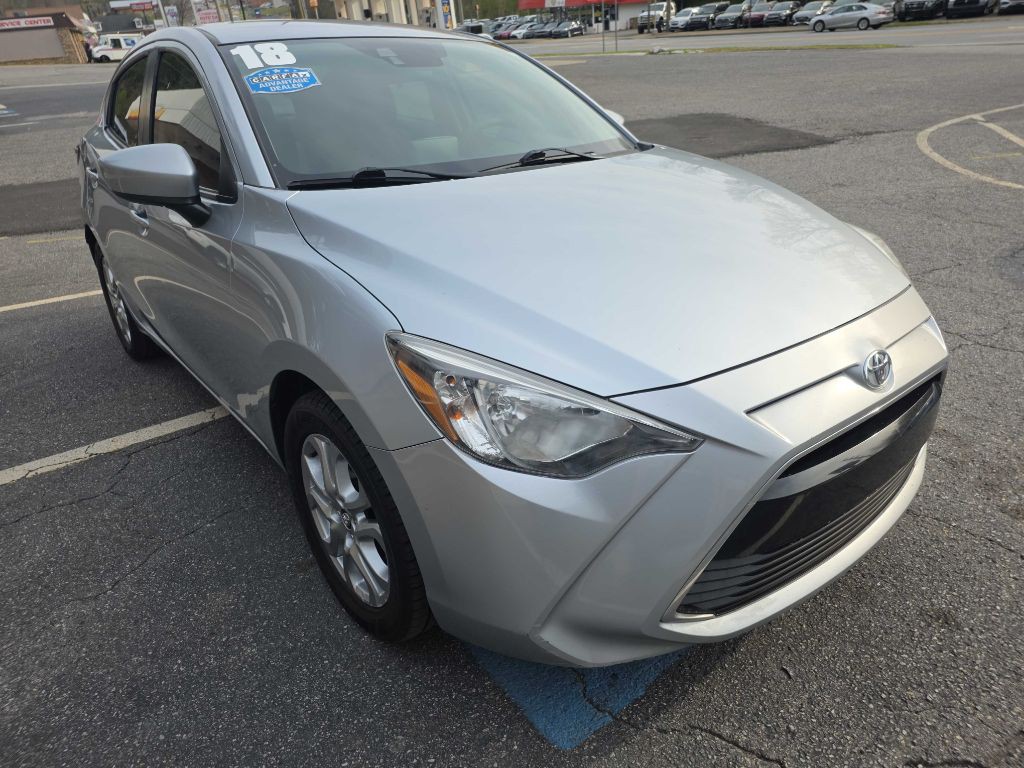 2018 Toyota Yaris Image 6