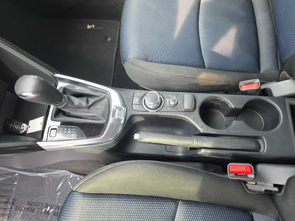 2018 Toyota Yaris Image 11