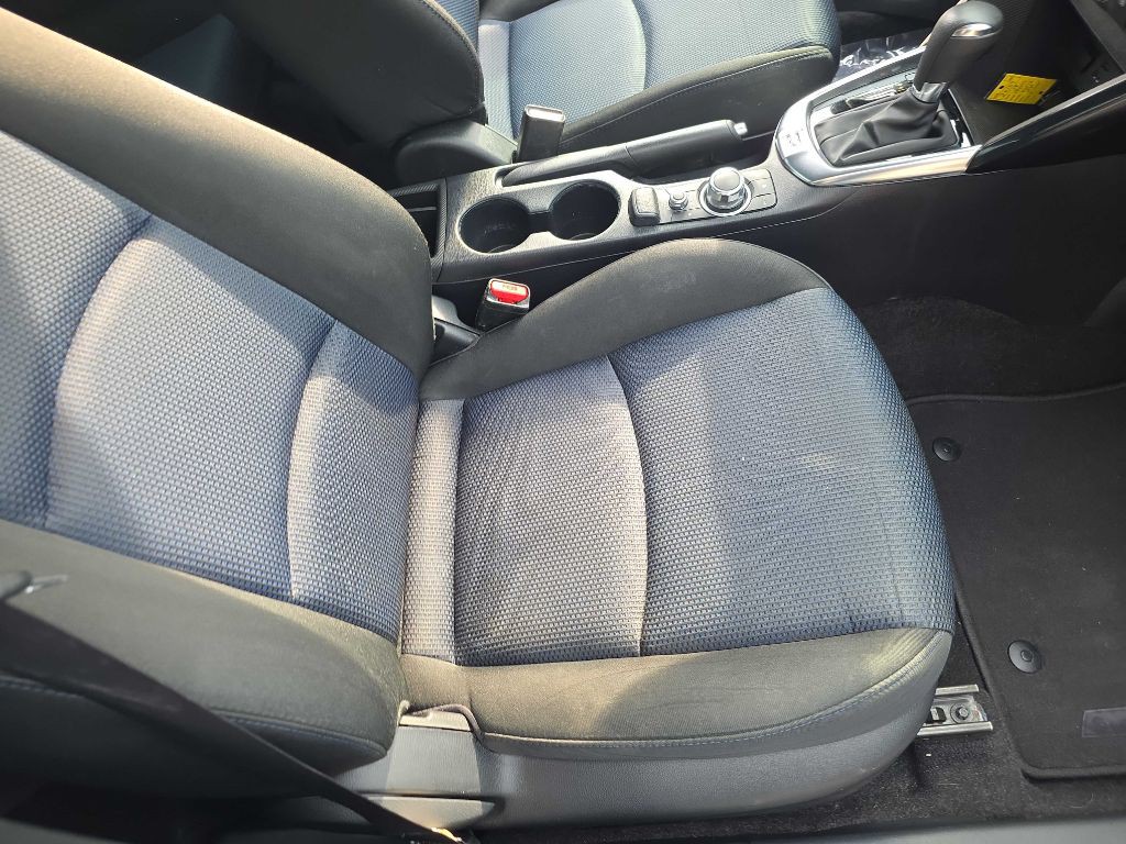 2018 Toyota Yaris Image 18