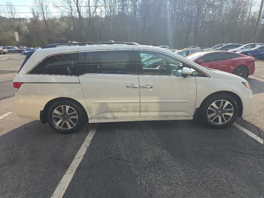 2015 Honda Odyssey Image 6