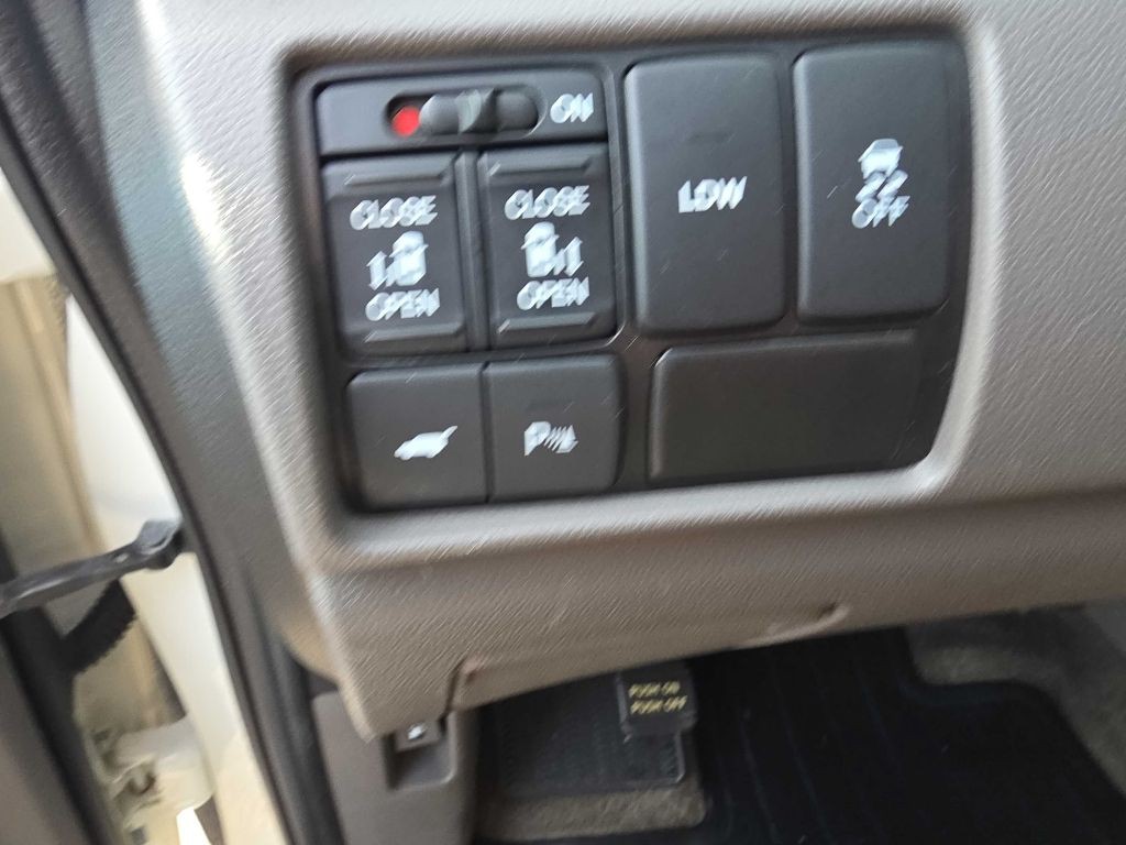 2015 Honda Odyssey Image 13