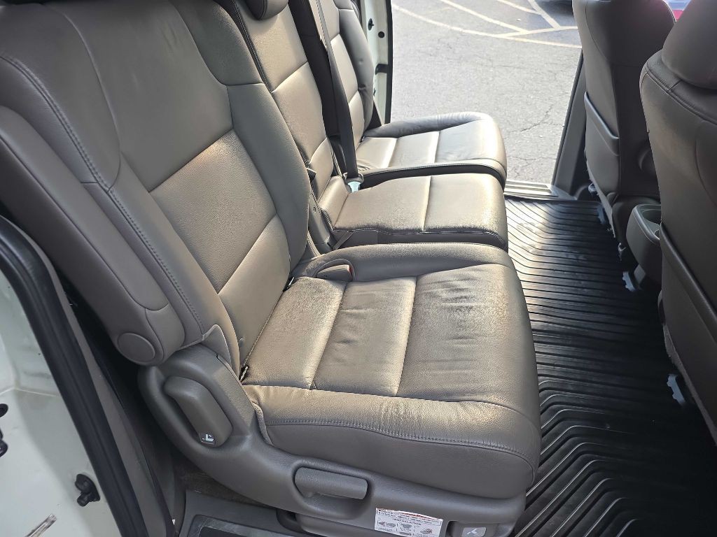 2015 Honda Odyssey Image 24