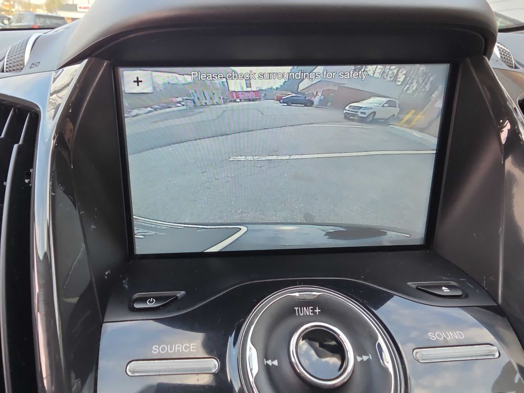 2016 Ford C-Max Image 14