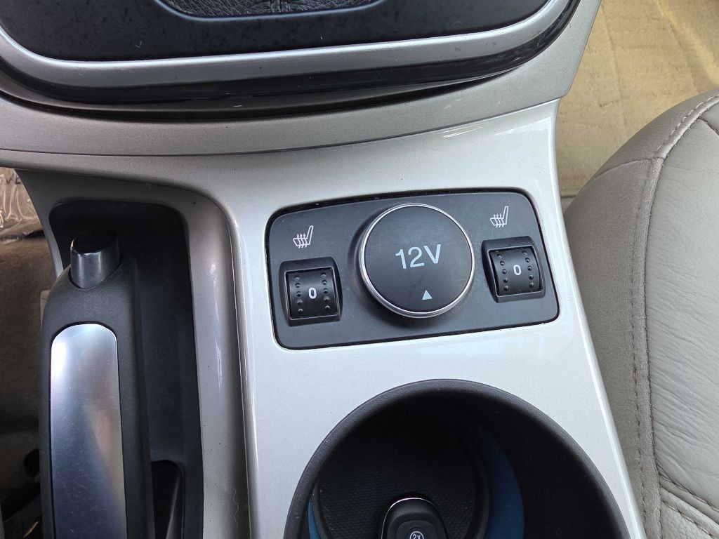 2016 Ford C-Max Image 16