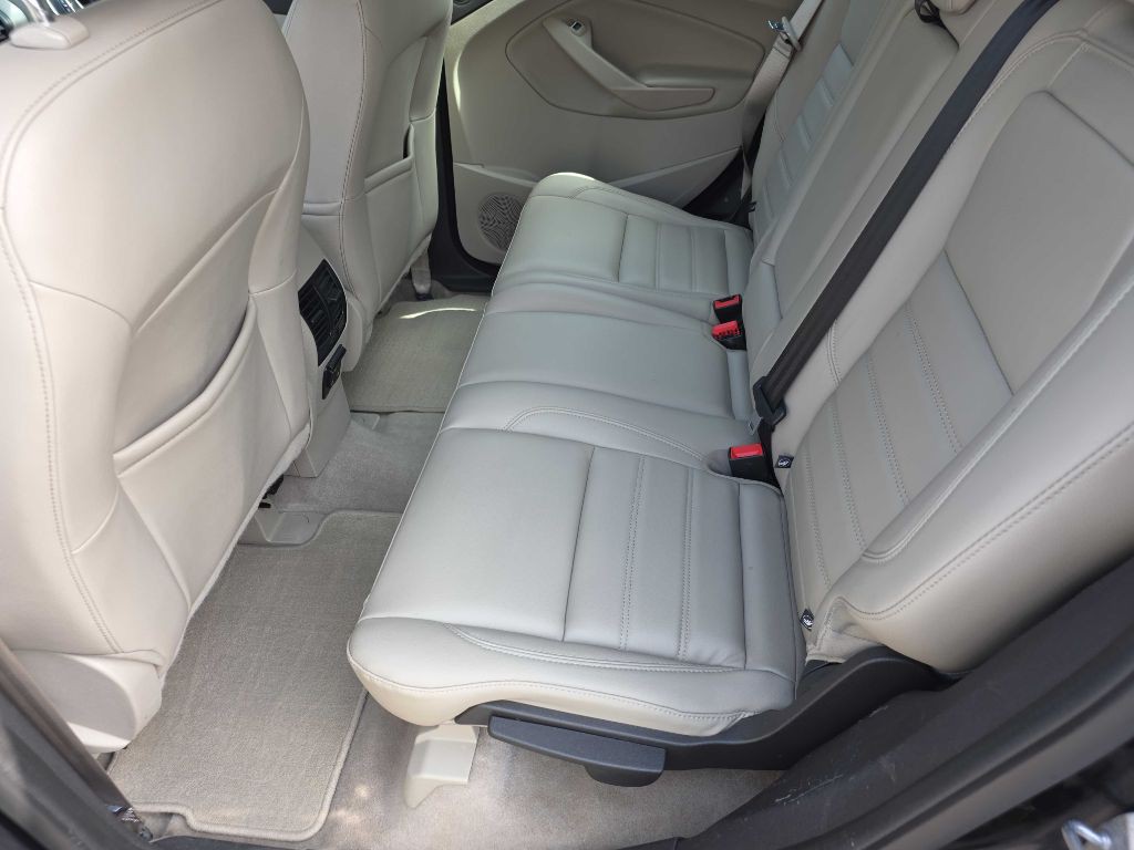 2016 Ford C-Max Image 19