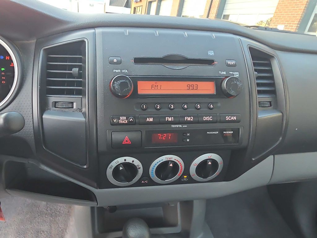 2007 Toyota Tacoma Image 14