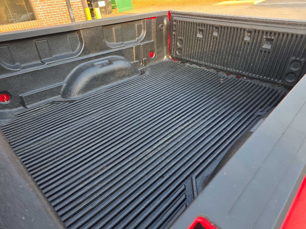 2018 Chevrolet Silverado 1500 Image 17