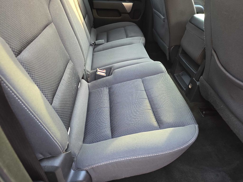 2018 Chevrolet Silverado 1500 Image 18