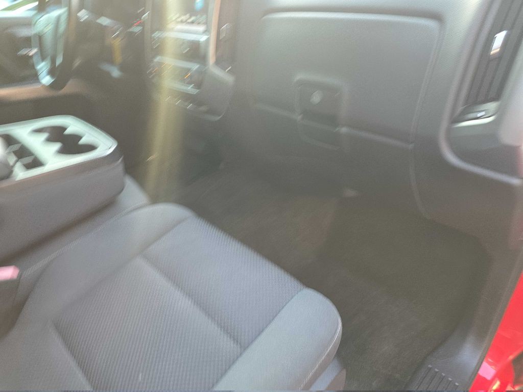 2018 Chevrolet Silverado 1500 Image 19