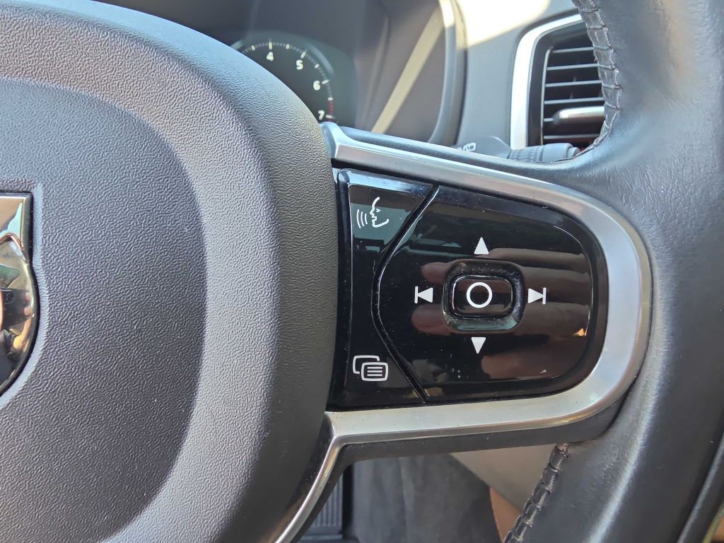 2018 Volvo XC90 Image 17