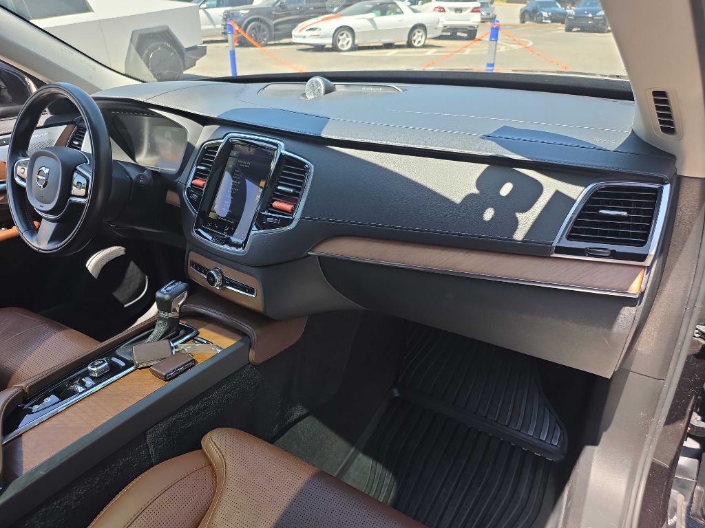 2018 Volvo XC90 Image 27