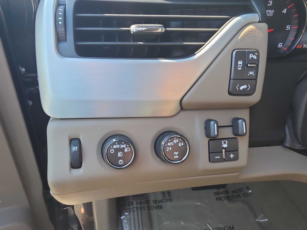 2016 GMC Yukon Image 12