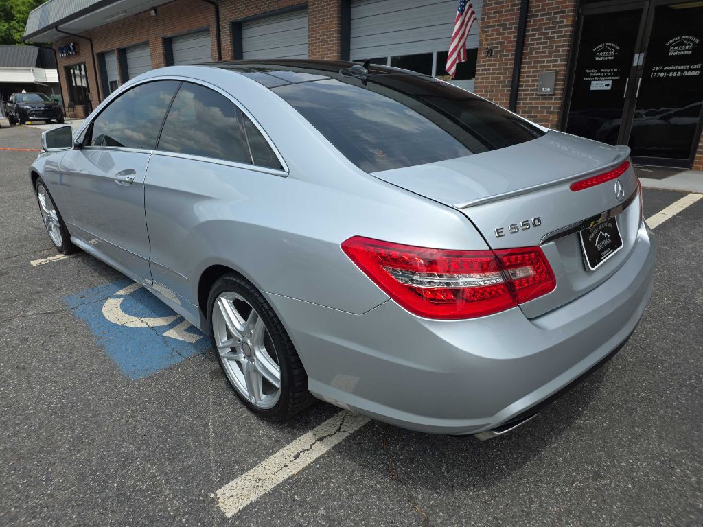 2013 Mercedes-Benz E-Class Image 3