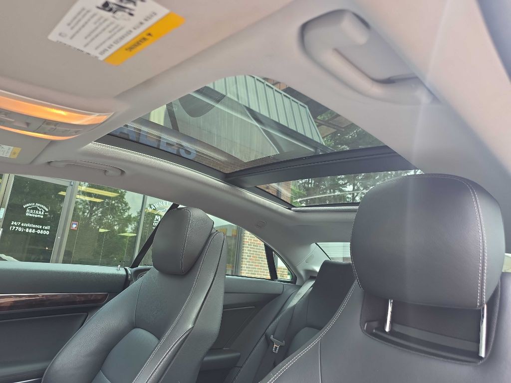 2013 Mercedes-Benz E-Class Image 11