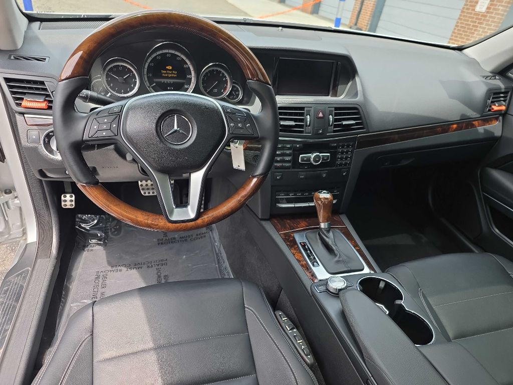 2013 Mercedes-Benz E-Class Image 13