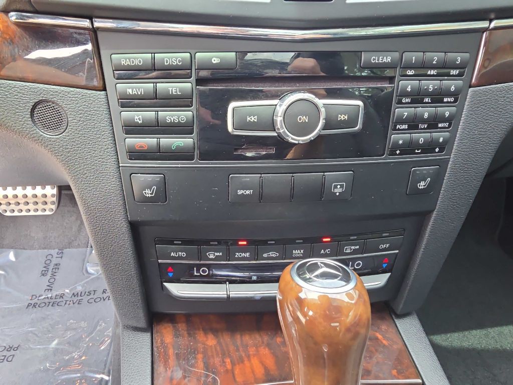 2013 Mercedes-Benz E-Class Image 15