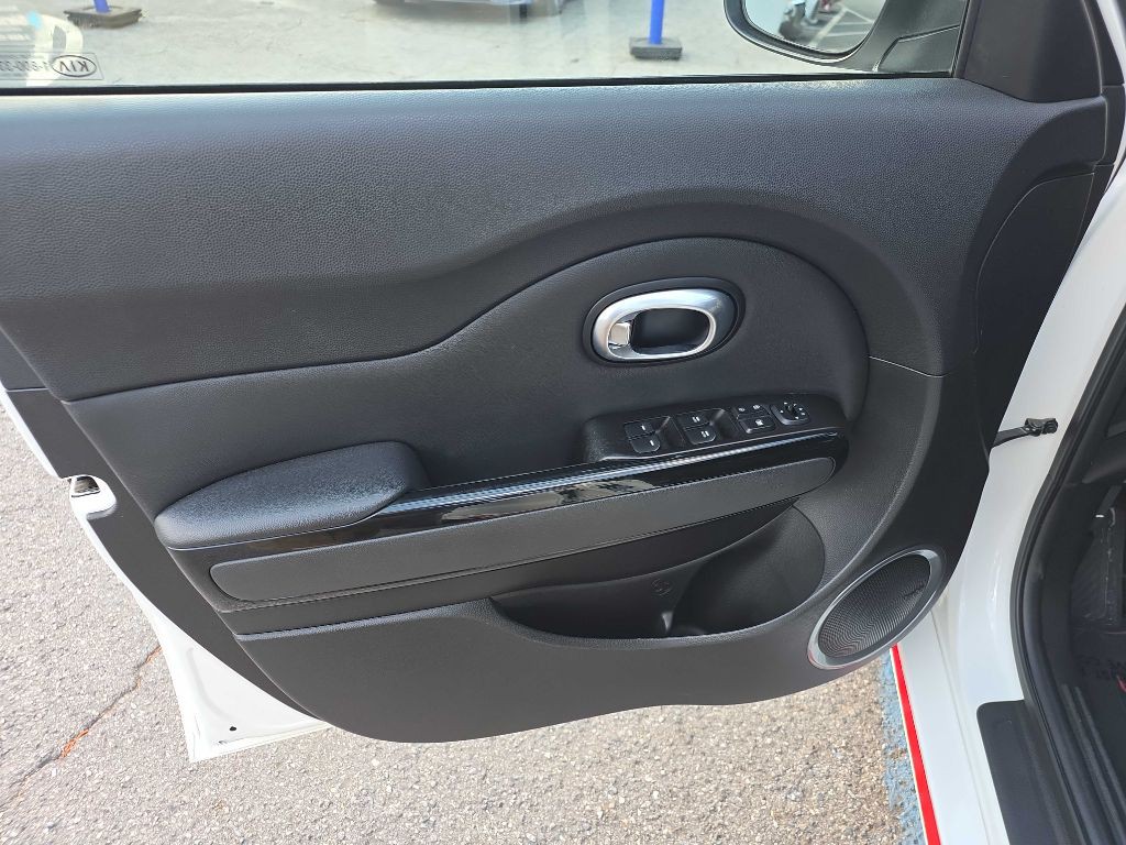 2014 Kia Soul Image 10