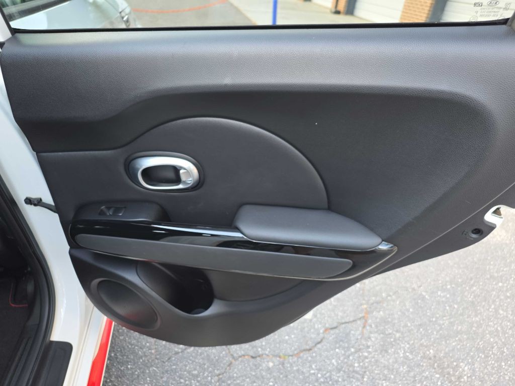 2014 Kia Soul Image 20