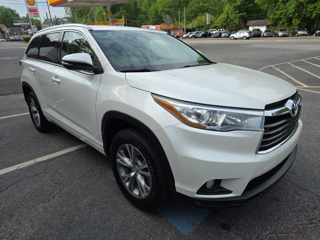 2015 Toyota Highlander Image 7