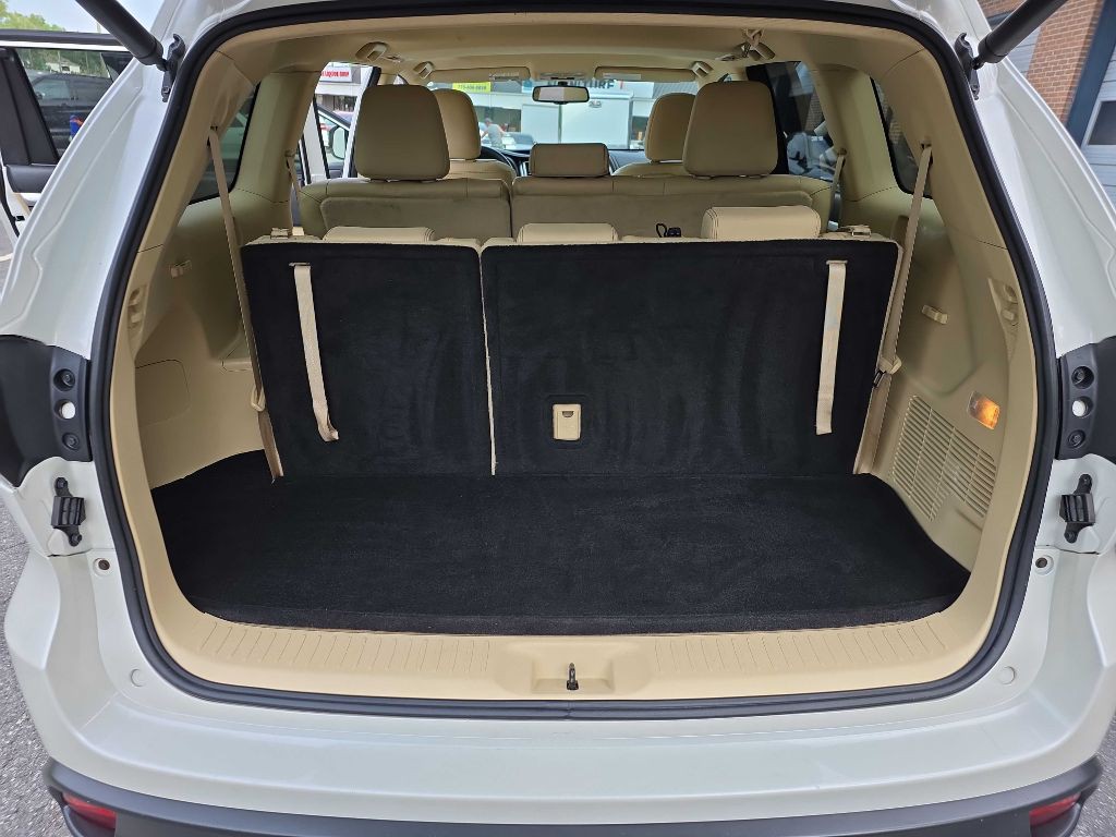 2015 Toyota Highlander Image 20