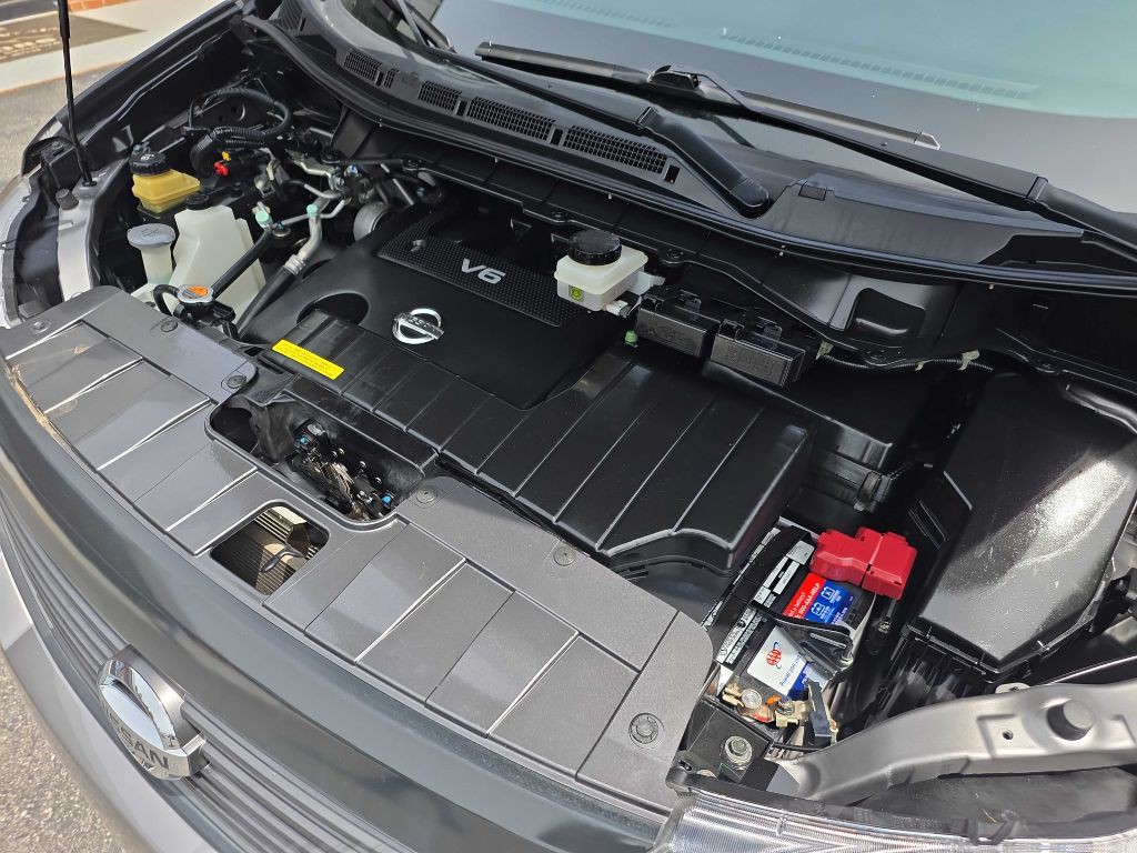 2013 Nissan Quest Image 25