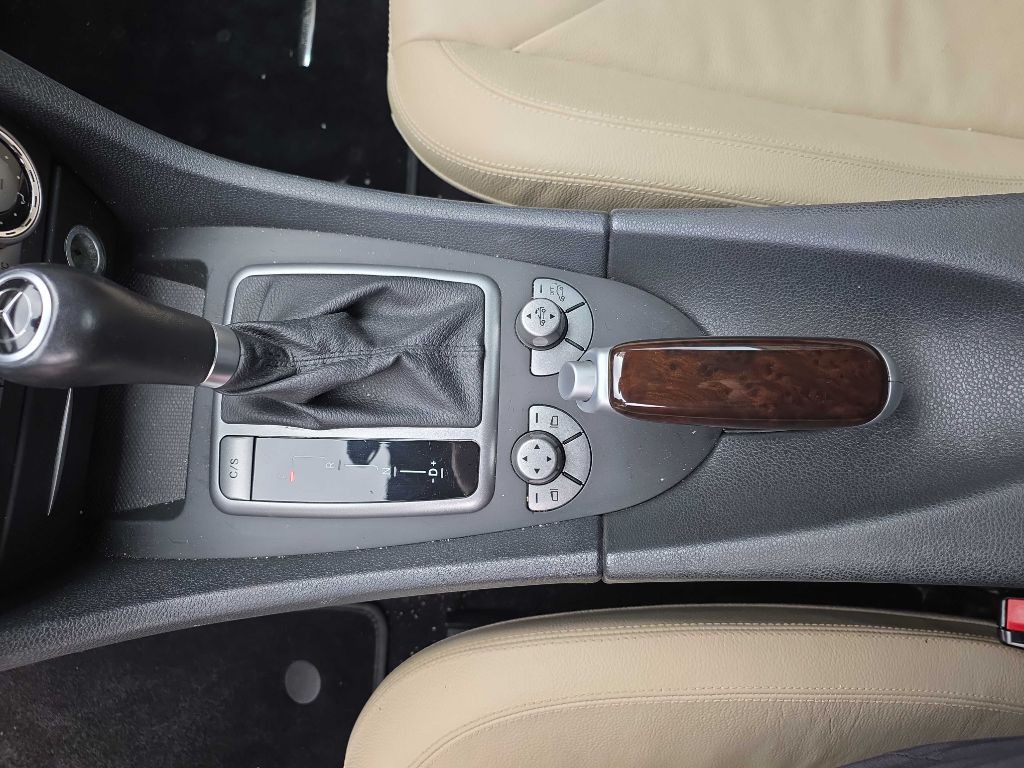 2006 Mercedes-Benz SLK-Class Image 16