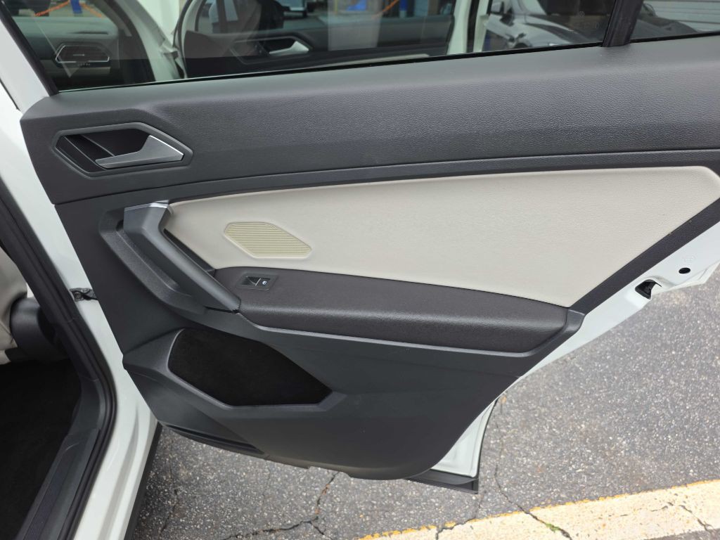2019 Volkswagen Tiguan Image 20