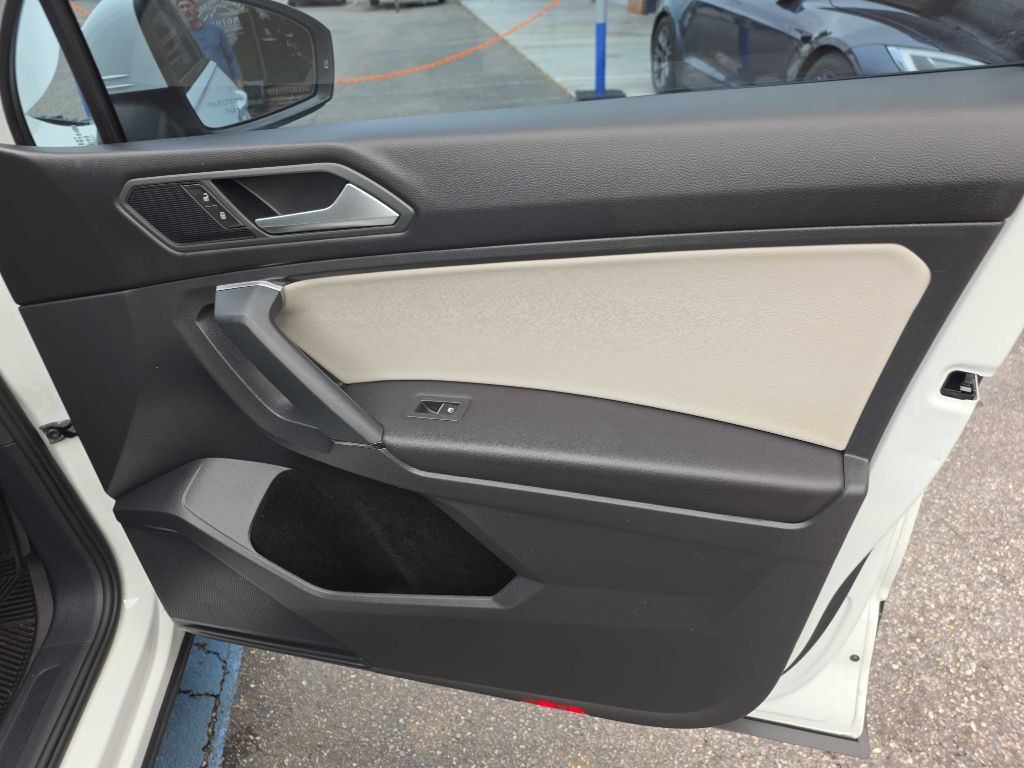 2019 Volkswagen Tiguan Image 23