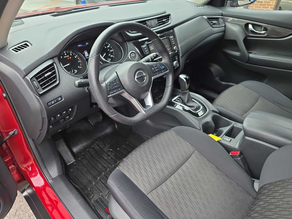 2019 Nissan Rogue Image 9