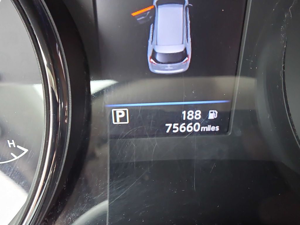 2019 Nissan Rogue Image 12