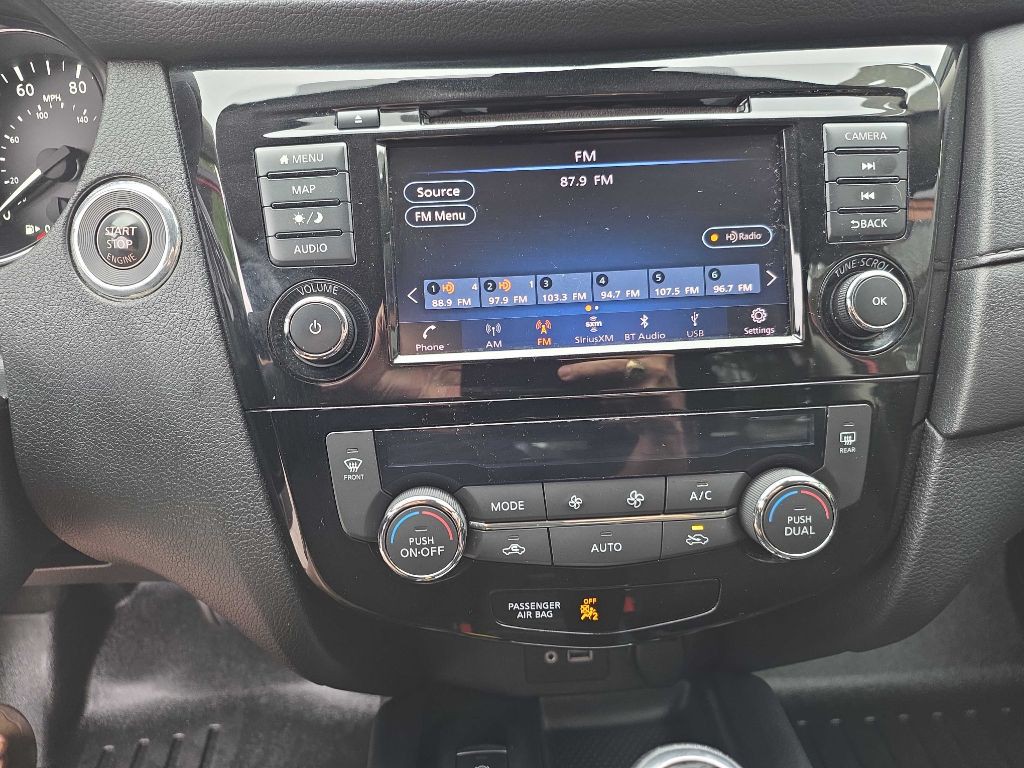 2019 Nissan Rogue Image 13