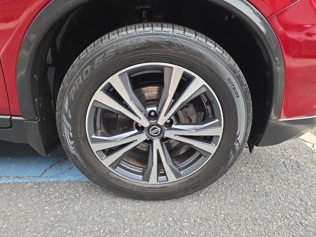 2019 Nissan Rogue Image 27