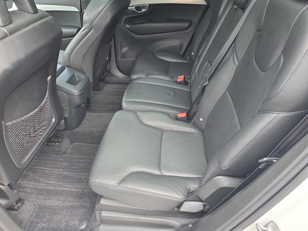 2018 Volvo XC90 Image 17