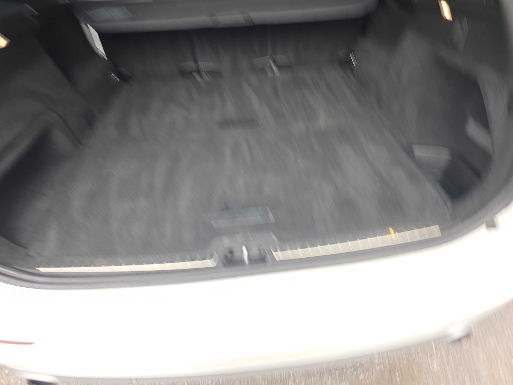 2018 Volvo XC90 Image 19