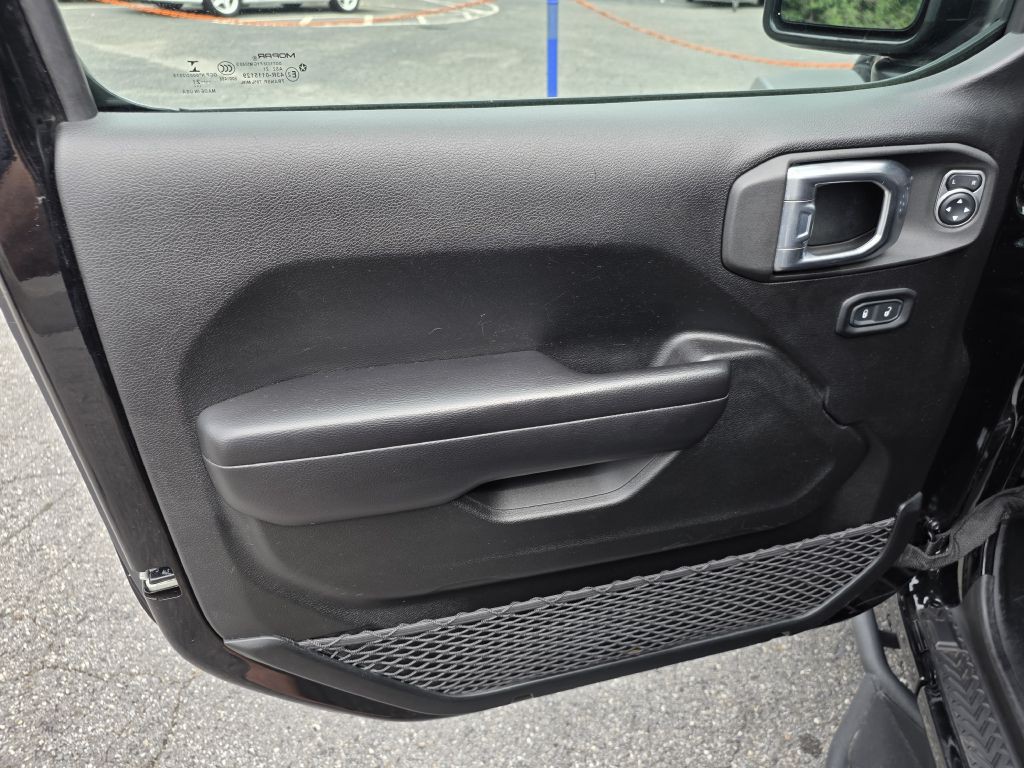 2021 Jeep Wrangler Image 12