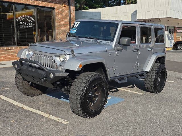 2017 Jeep Wrangler Unlimited Image 2