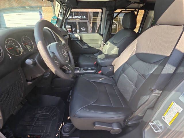 2017 Jeep Wrangler Unlimited Image 11