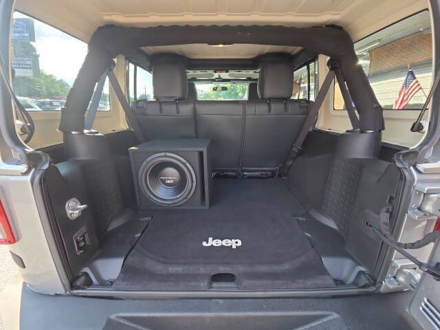 2017 Jeep Wrangler Unlimited Image 18