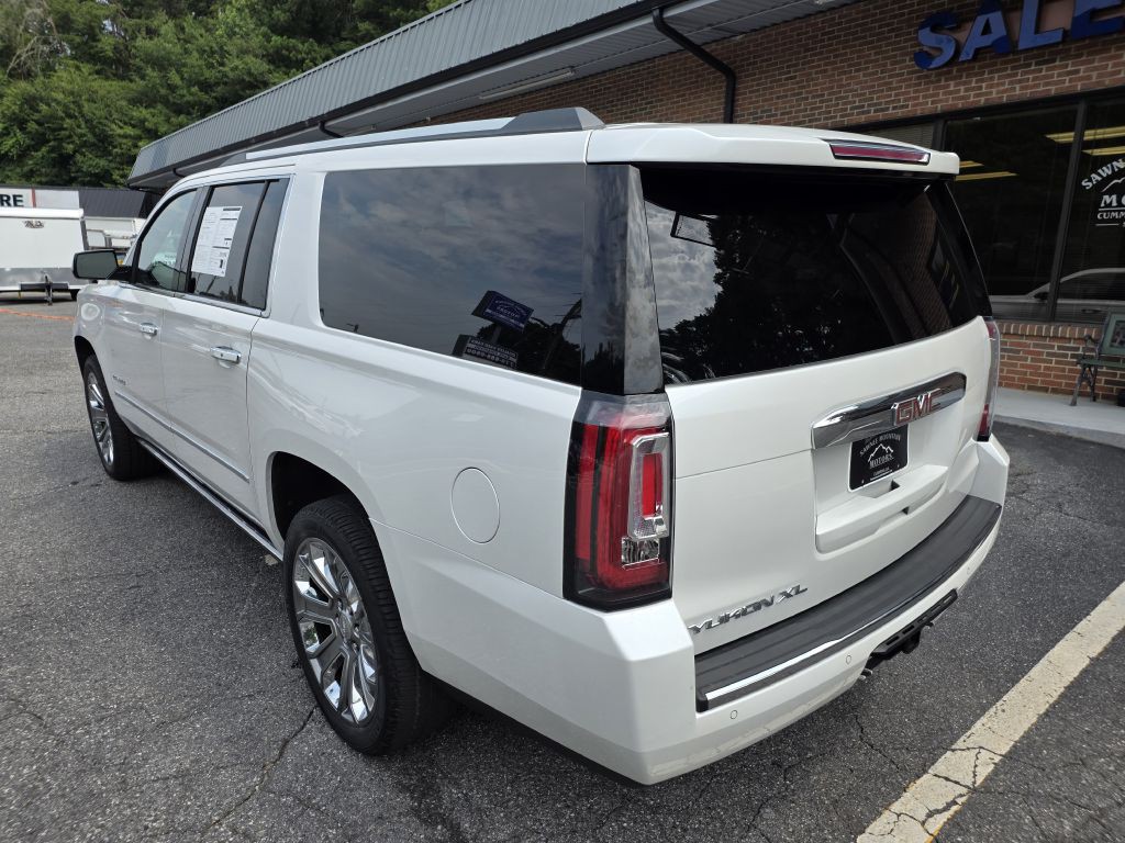 2016 GMC Yukon Image 3