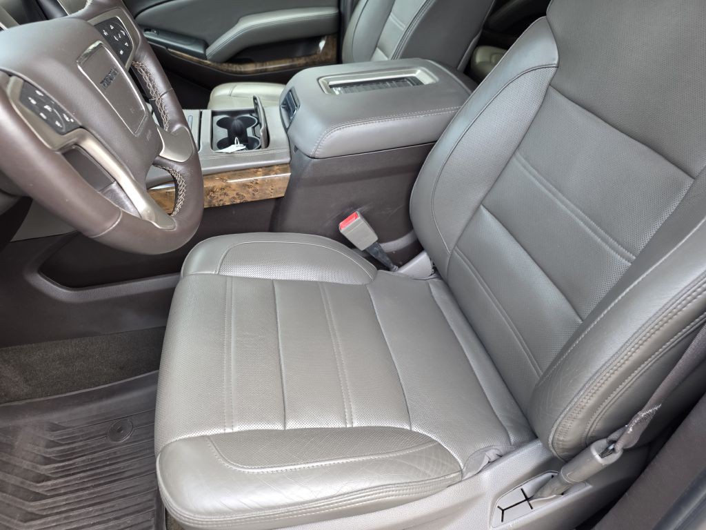 2016 GMC Yukon Image 10