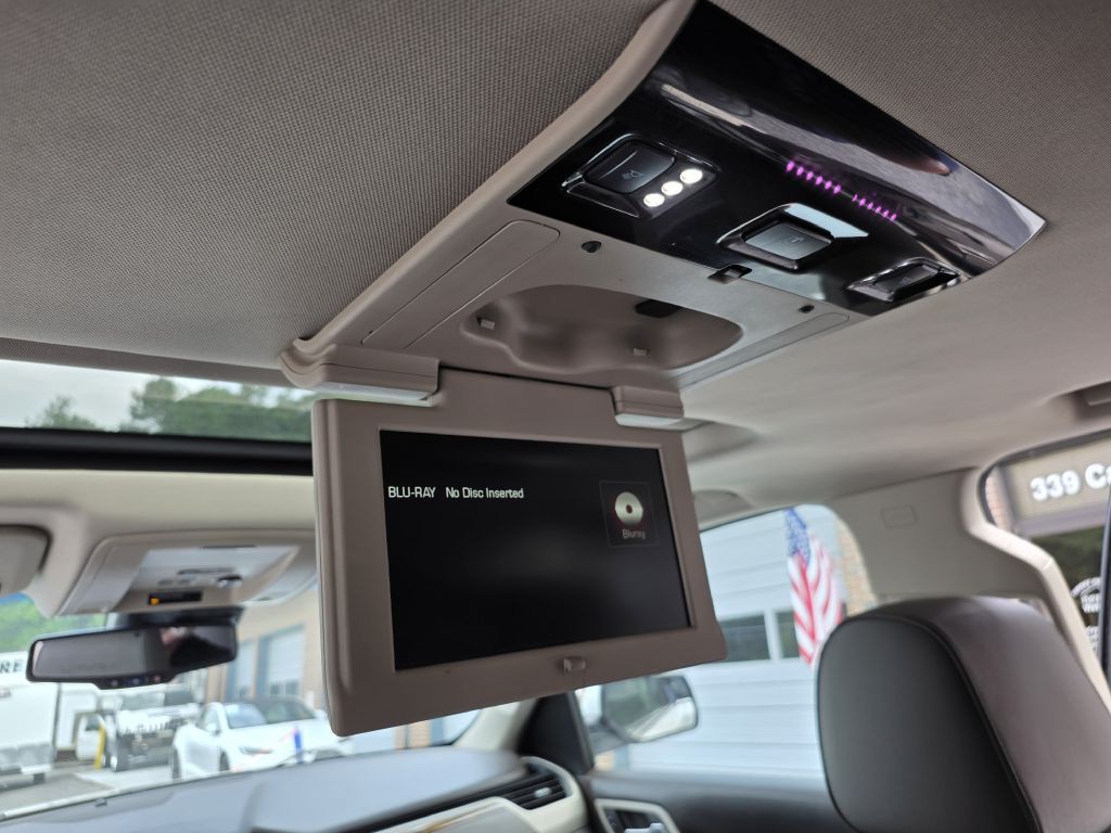 2016 GMC Yukon Image 24