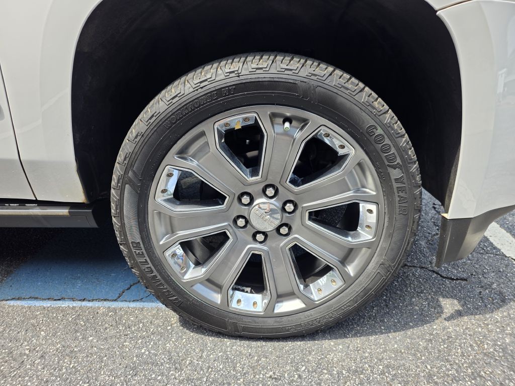 2016 GMC Yukon Image 34