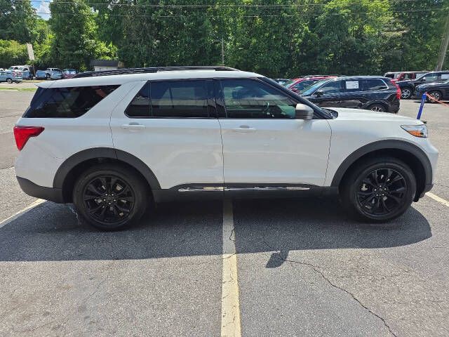 2020 Ford Explorer Image 6