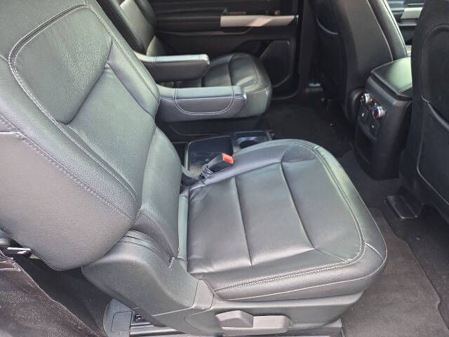 2020 Ford Explorer Image 23