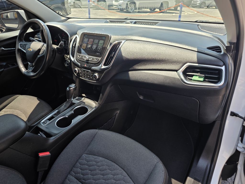 2018 Chevrolet Equinox Image 24