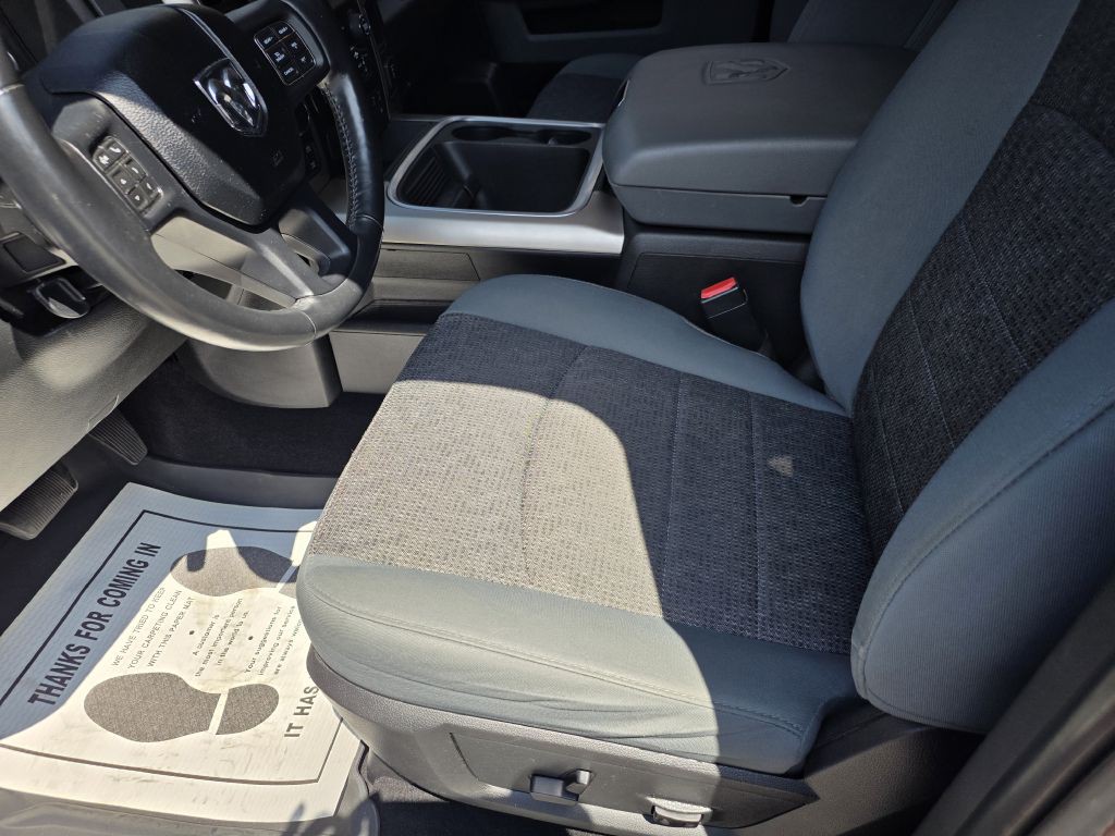 2018 RAM 1500 Image 12