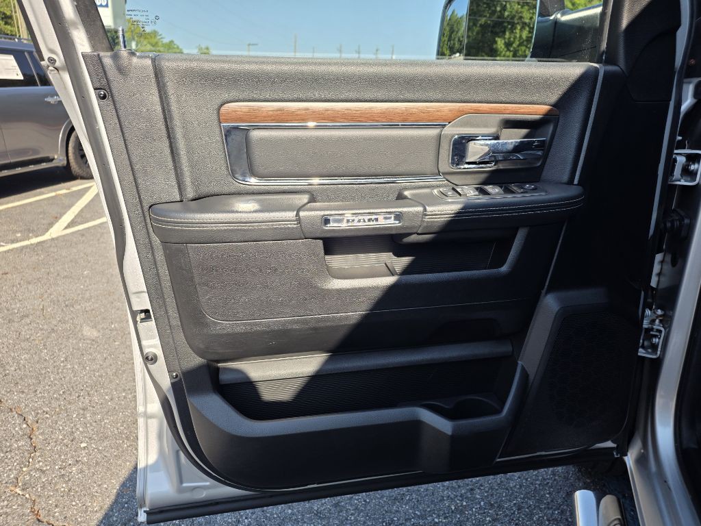 2014 RAM 1500 Image 14