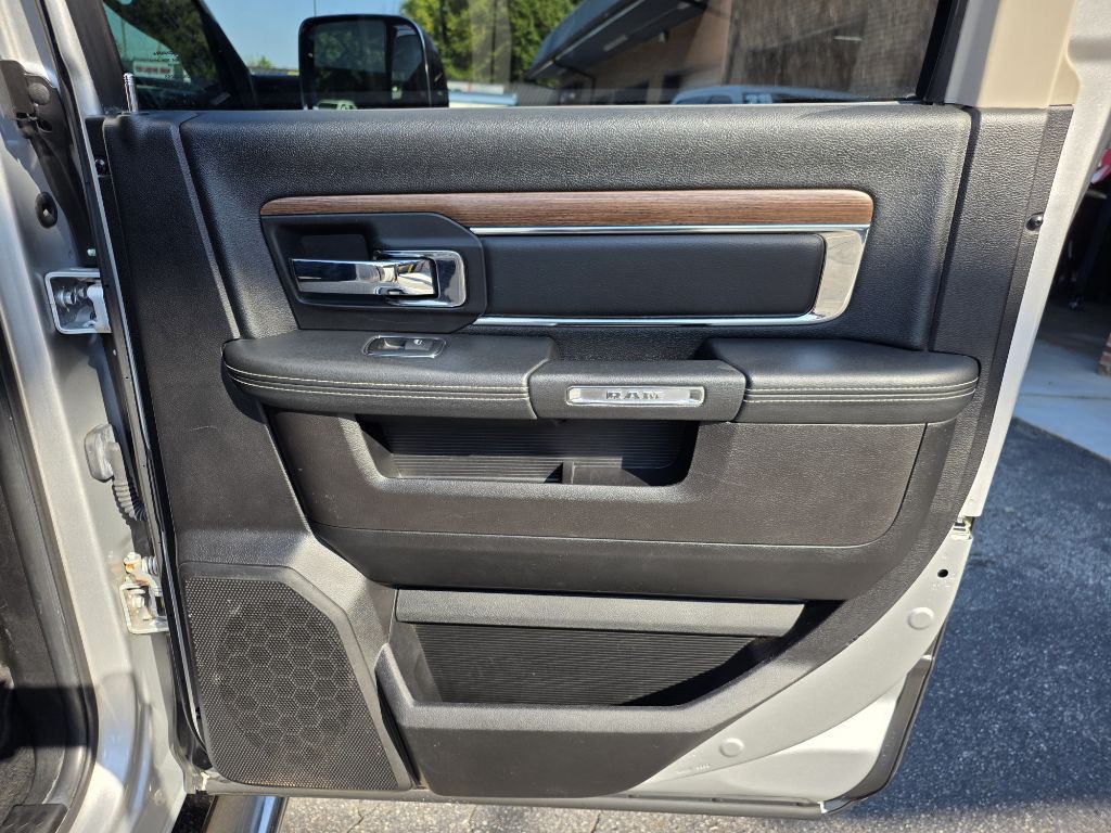 2014 RAM 1500 Image 25