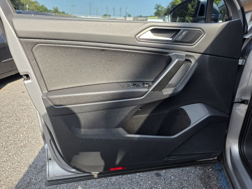 2021 Volkswagen Tiguan Image 16